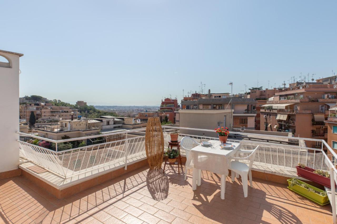 Iflat Shiny Penthouse In Balduina Appartement